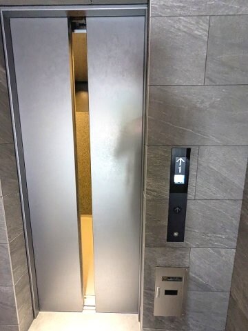 物件内観写真20　(防犯モニター付セキュリティエレベーター)