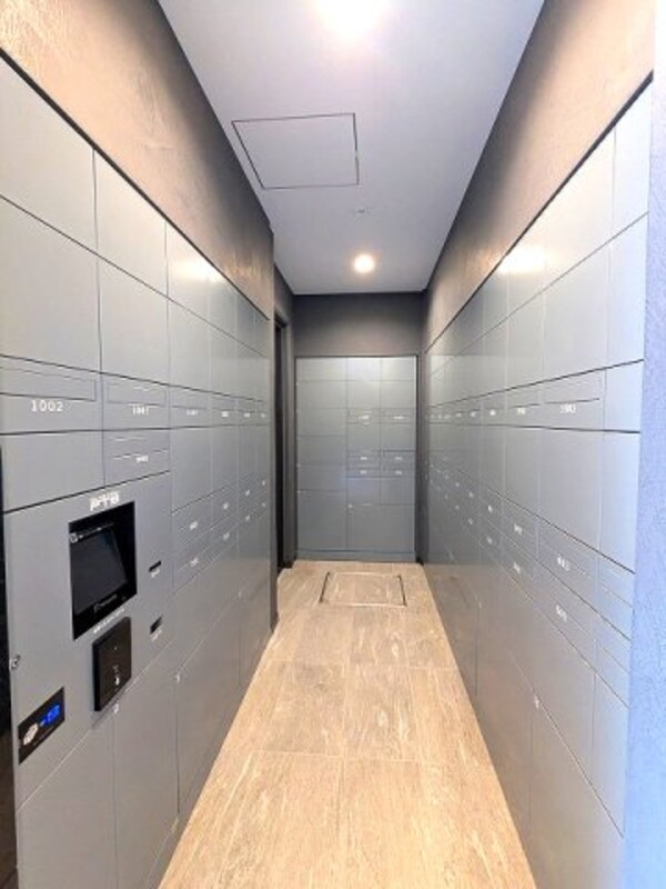 建物設備(タッチキーのメールBOXと宅配BOX)