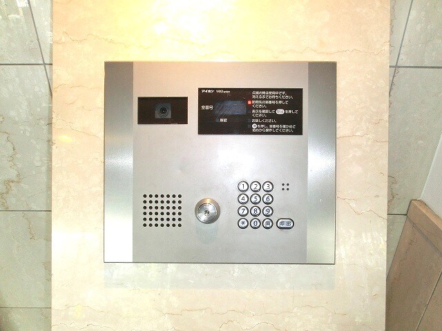 物件内観写真12　(パークキューブ浅草田原町のモニター付オートロックセキュリティ)