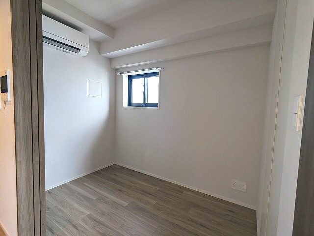 物件内観写真8　(3帖洋室)