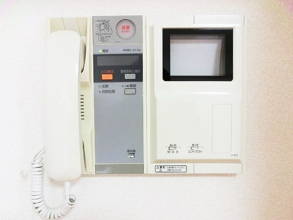 建物設備(レジディア浅草橋のTVモニター付インターホンです)