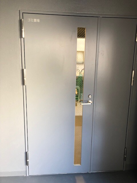 物件内観写真15　(24時間利用可能なゴミ置場)