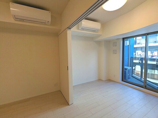 建物設備(エアコン2台と室内照明付で引越し費用軽減と取り付け取り外しの)