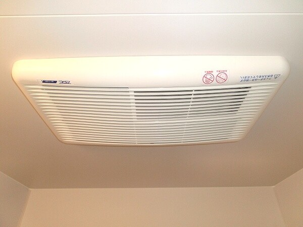 建物設備(ハイリーフ上野の浴室換気乾燥機です)