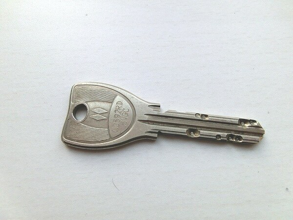 建物設備(ハイリーフ上野のピッキング防止のディンプルキーです)