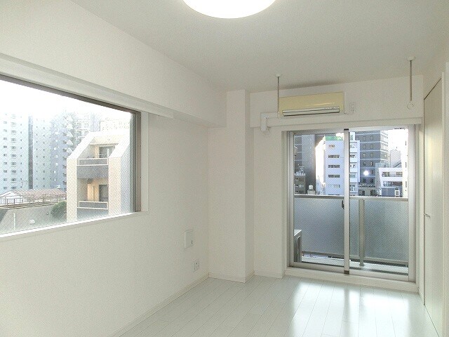 物件内観写真22　(ハイリーフ上野の１Ｒの洋室です)