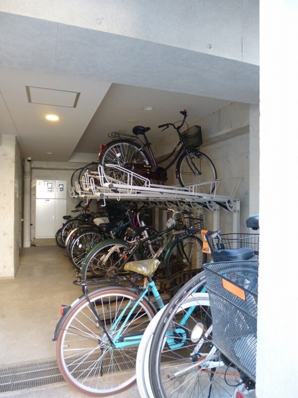 建物設備(ハイリーフ上野の駐輪場です)