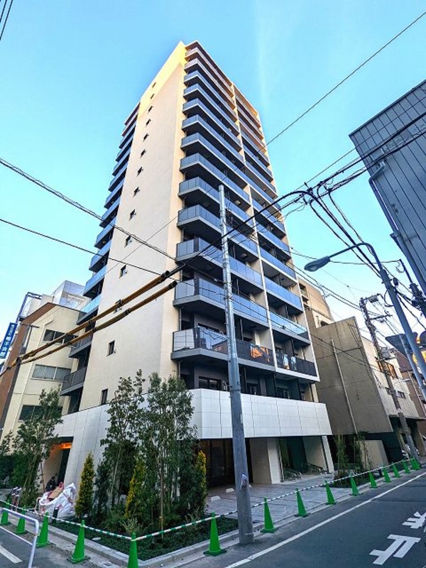 外観(蔵前橋通りから一歩入った落ち着いた場所です)