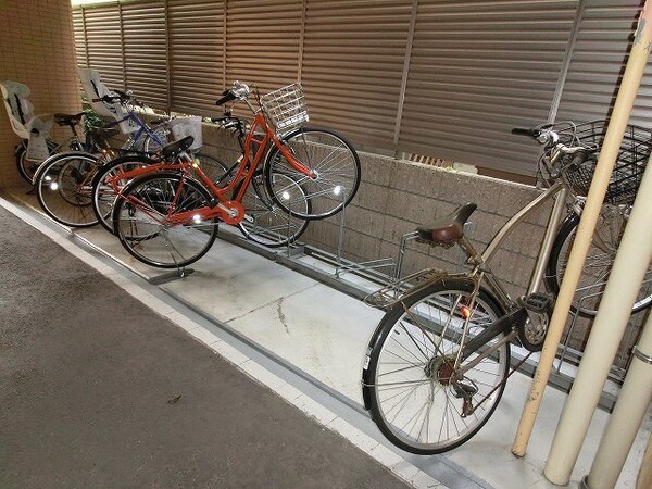 建物設備(レジディア町屋の駐輪場です)