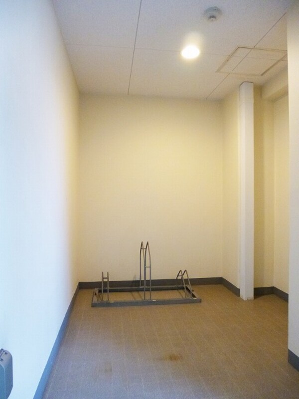 建物設備(自転車置き場)