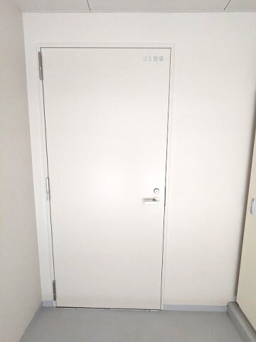 物件内観写真19　(鍵付きの24時間利用可能なゴミ置場です)