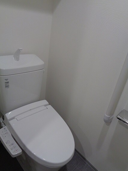 物件内観写真13　(トイレ)