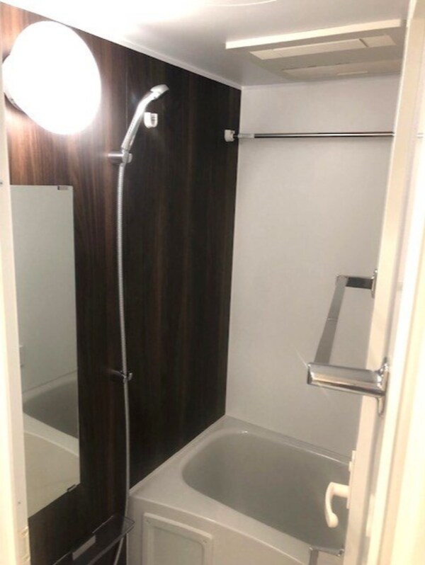 浴室(追焚オートバス、浴室換気乾燥機付き)