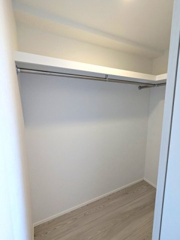 収納(ウォークインクローゼット)