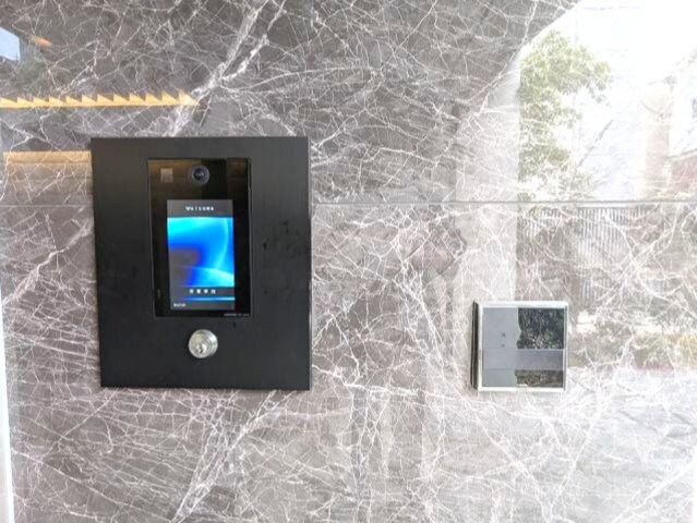物件内観写真14　(タッチキーのモニター付オートロックセキュリティ)
