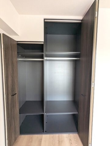 物件内観写真26　(4.5帖洋室のクローゼットです)
