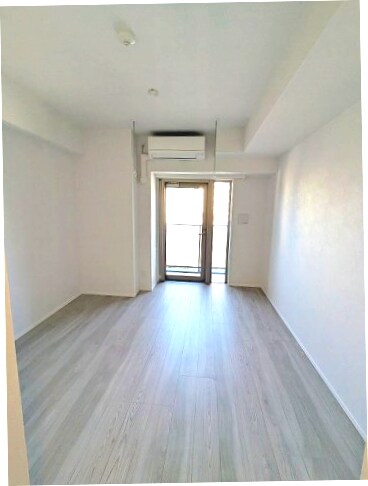 物件内観写真17　(取り外し可能な室内物干し設備付き、インターネット無料)