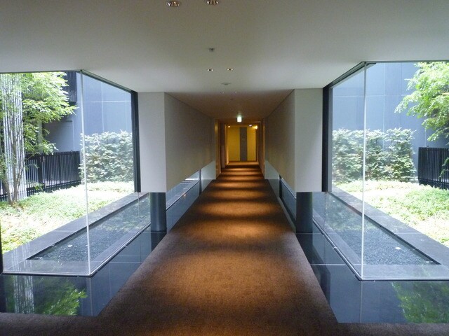 物件内観写真9　(9Fホール)