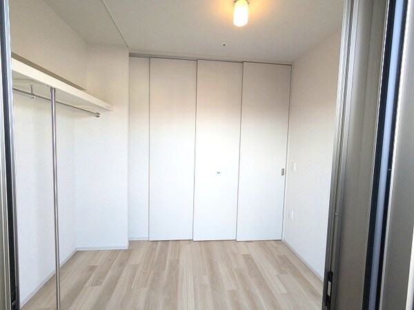 建物設備(形の良い洋室です)