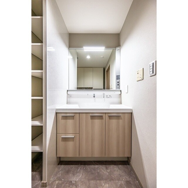 物件内観写真14　(洗面・他タイプ参照)