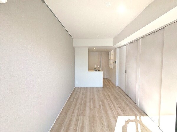 建物設備(リビング
南向き日当り眺望良好
エアコン付)