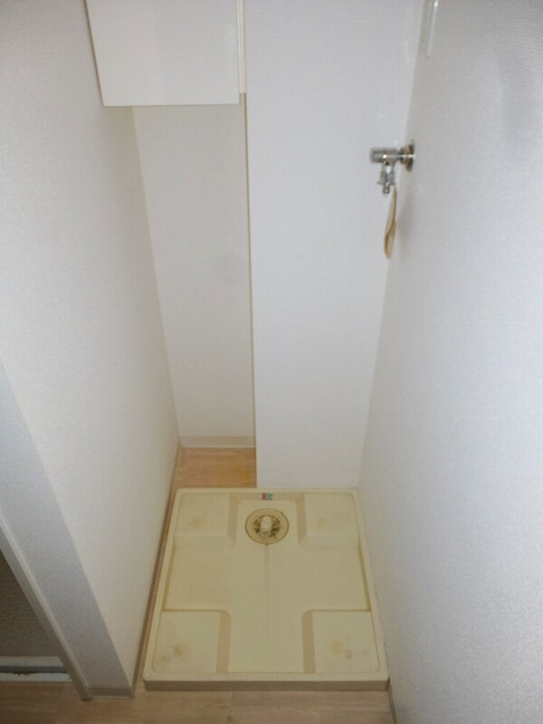 建物設備(洗面室に洗濯機置場あります)