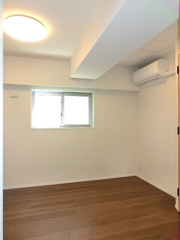 建物設備(5.3帖洋室、エアコン付きです)