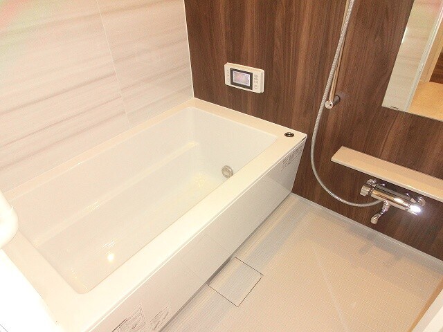 物件内観写真26　(浴室ＴＶ、追焚オートバス)