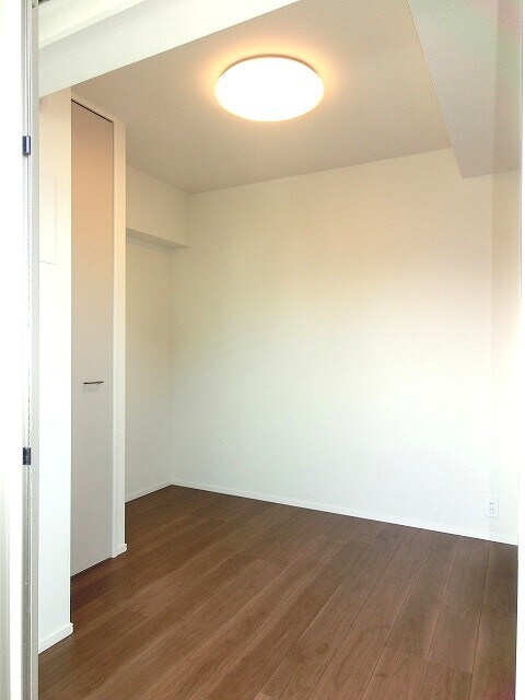 物件内観写真27　(4帖洋室)