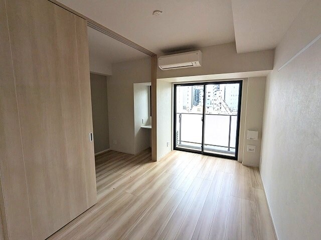 物件内観写真4　(ルームカラー奇数階オーガニックナチュラル、偶数階ノーブルホワ)