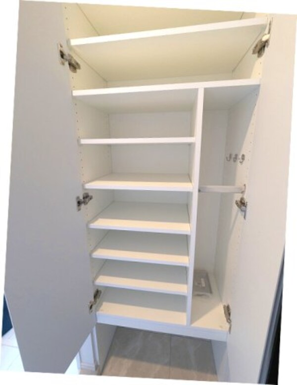 玄関(傘入れ付収納豊富なトールタイプのシューズBOX)