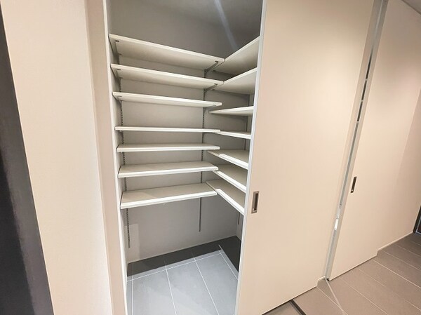 その他(シューズインクローゼット１)