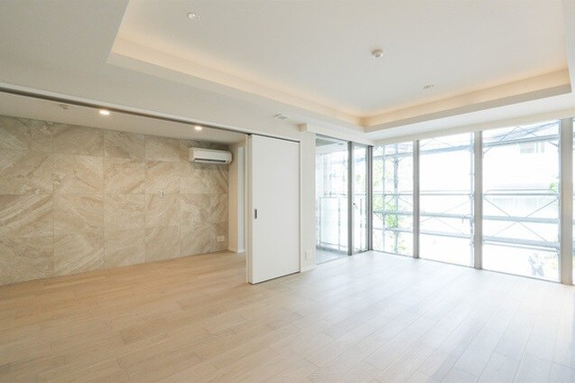 物件内観写真17　(リビング)