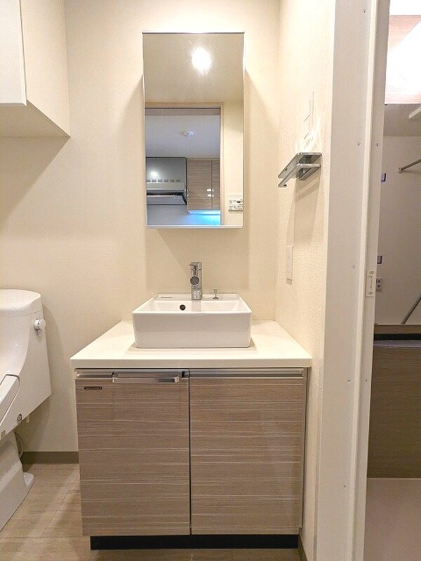 洗面・脱衣所(ハンドシャワー付き独立洗面台)