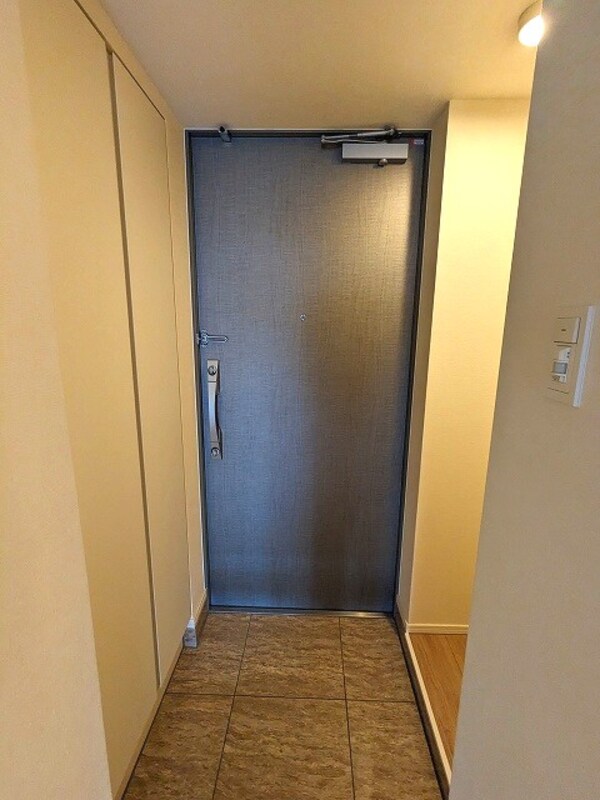 建物設備(ディンプルキー、ダブルロックセキュリティ、人感センサー付き玄)