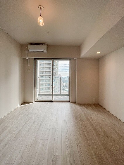 物件内観写真15　(洋室)