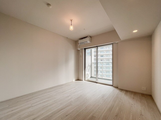 物件内観写真24　(洋室)