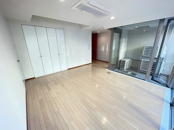 洋室(他・同タイプ2LDK参照（2F）)