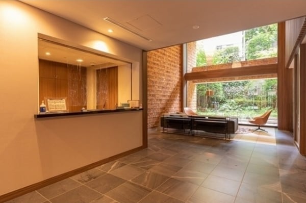 その他(フロント)