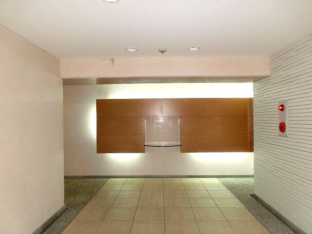 物件内観写真20　(ラクラス新御徒町の分譲仕様のロビーです)