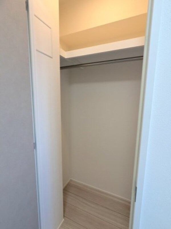 建物設備(4.1帖洋室のウォークインクローゼットです)