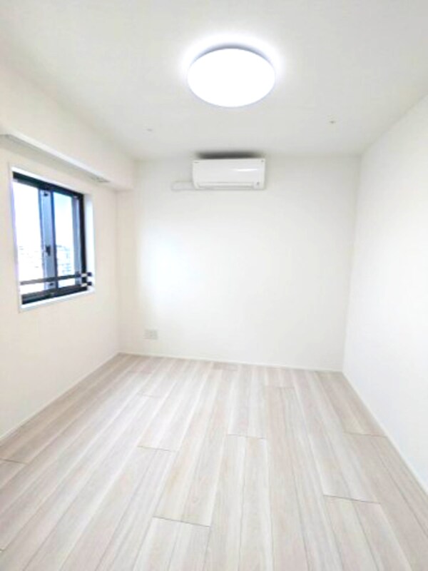 建物設備(5.5帖洋室、エアコン・照明・ウォークインクローゼット付です)