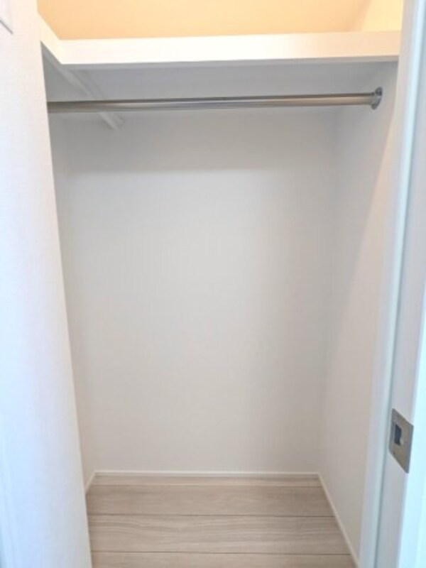 建物設備(4.1帖洋室のウォークインクローゼットです)