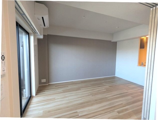 物件内観写真25　(インターネット無料、リビングと各洋室にエアコン付、カウンター)