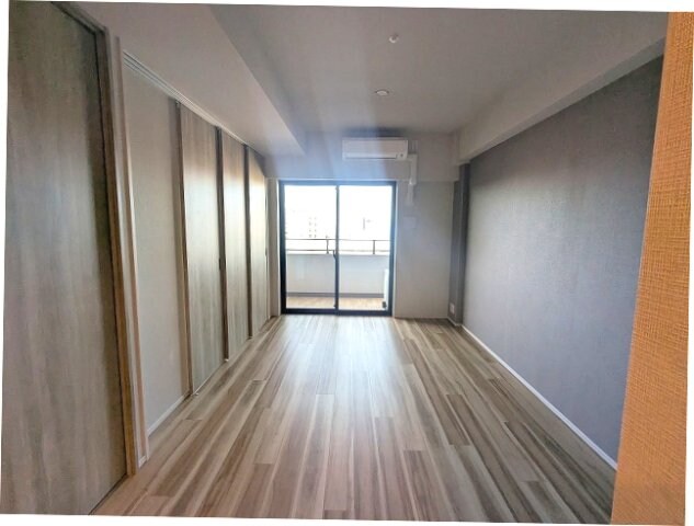 物件内観写真27　(インターネット無料、リビングと各洋室にエアコン付)