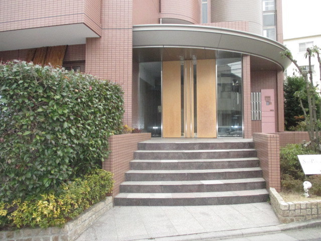 サイドパーク山手参番館