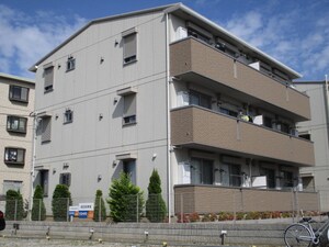 クラージュ外観写真