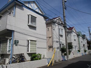 ローズアパートQ54番館D棟外観写真