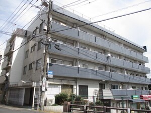シャトー鴻之台外観写真