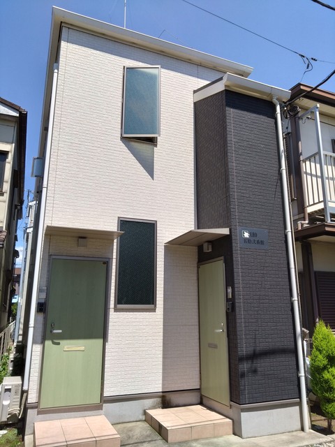 レオ伍拾弐番館
